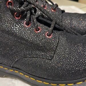 Dr martens women
